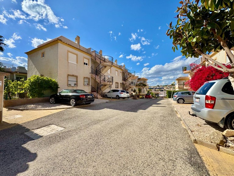 Town House for Sale in Orihuela Costa, Alicante 44