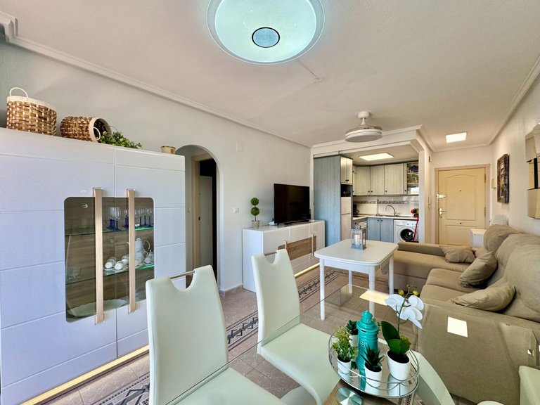 Apartment for Sale in Torrevieja, Alicante 23