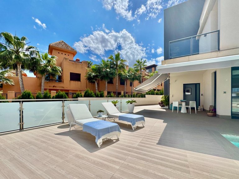 Villa for Sale in Inland San Miguel De Salinas, Alicante 47