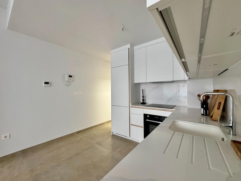 Apartment for Sale in Torrevieja, Alicante 18