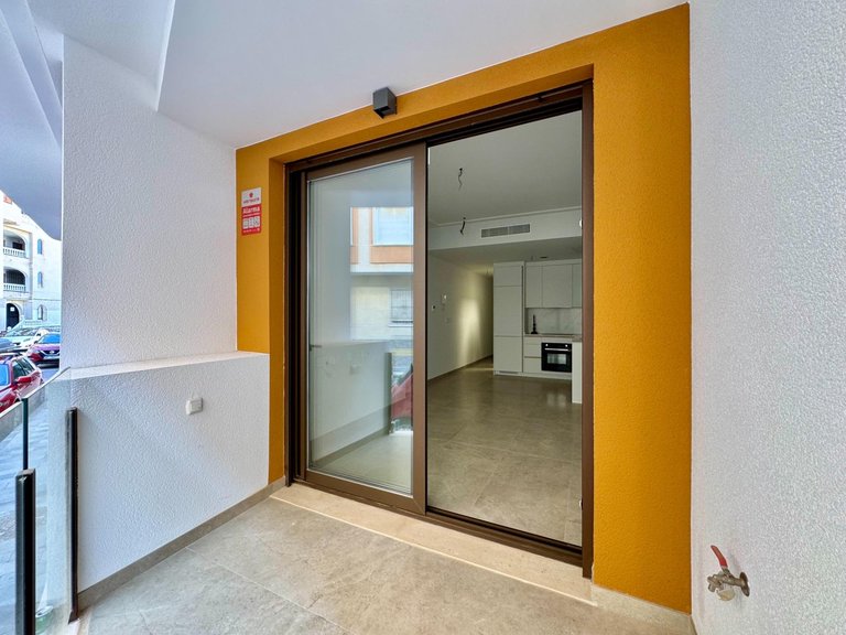 Apartment for Sale in Torrevieja, Alicante 20