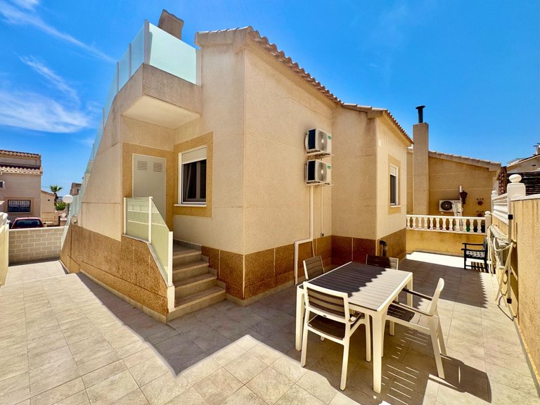 Villa for Sale in Orihuela Costa, Alicante 20