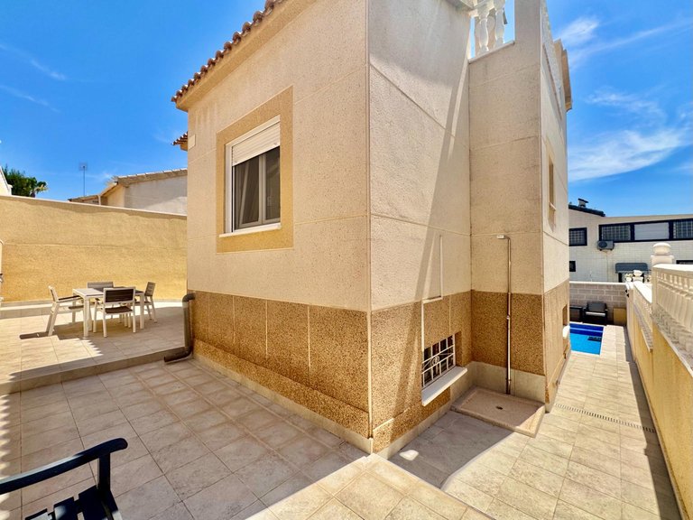 Villa for Sale in Orihuela Costa, Alicante 21
