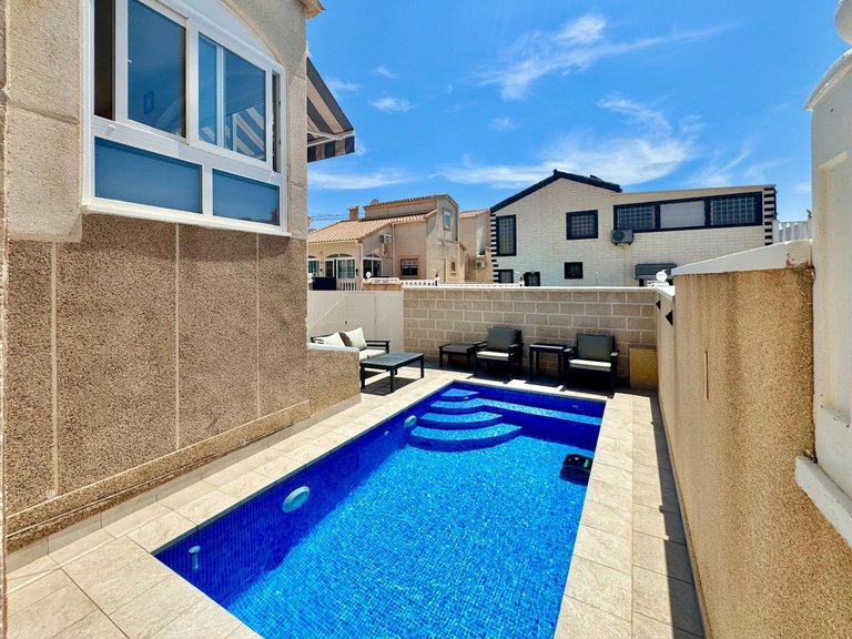 Villa for Sale in Orihuela Costa, Alicante 23