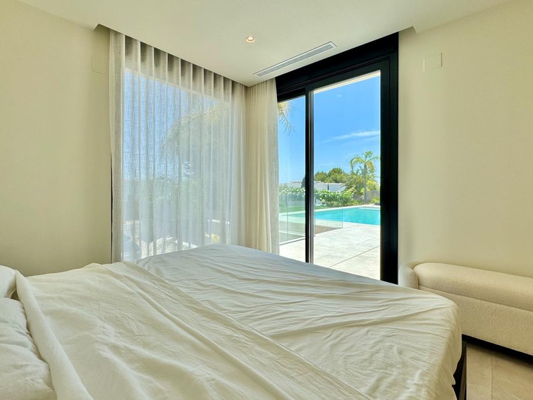 Villa for Sale in Inland Orihuela, Alicante 37