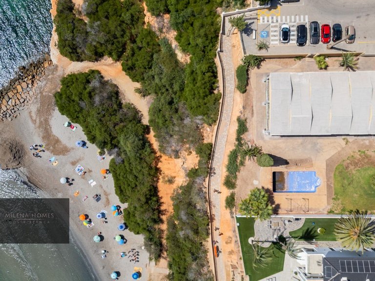 Villa for Sale in Costa Blanca Cabo Roig, Alicante 14