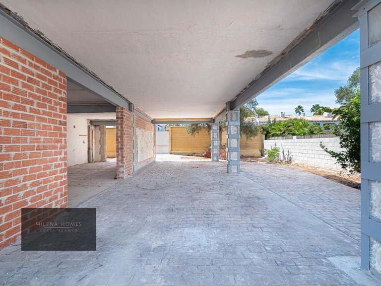 Villa for Sale in Costa Blanca Cabo Roig, Alicante 19