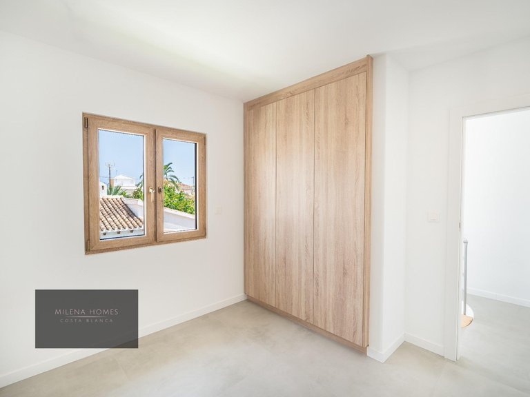 Villa for Sale in Costa Blanca Cabo Roig, Alicante 34