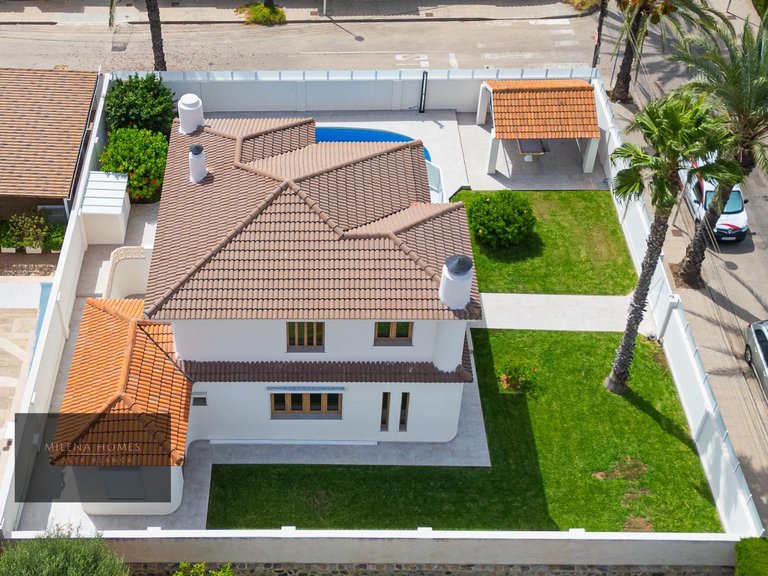 Villa for Sale in Costa Blanca Cabo Roig, Alicante 7