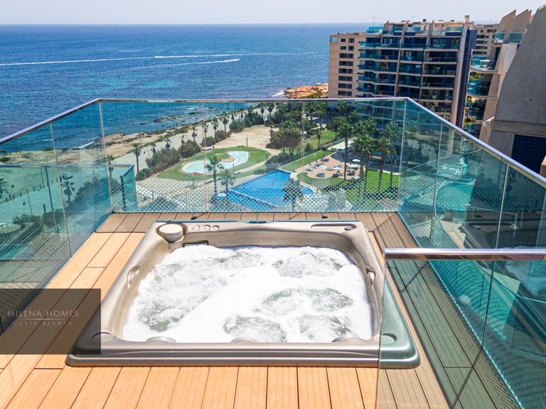 Penthouse for Sale in Costa Blanca Torrevieja, Alicante 1