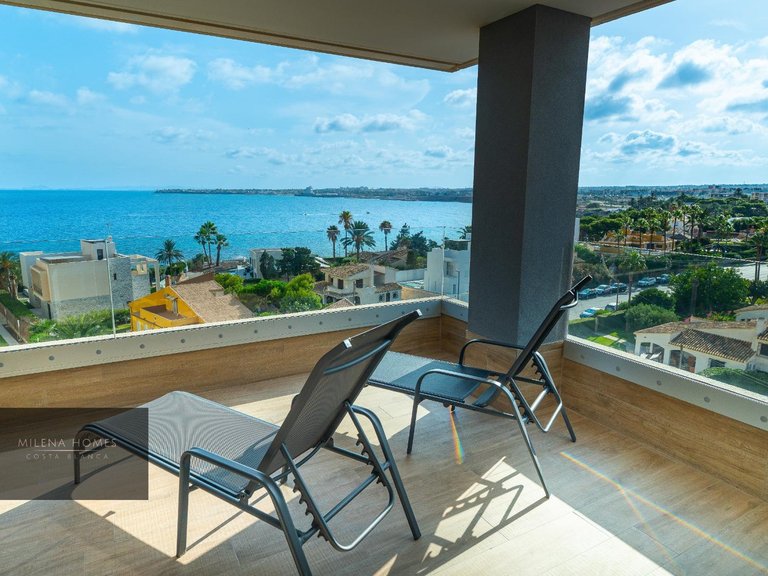 Apartment for Sale in Costa Blanca Torrevieja, Alicante 1