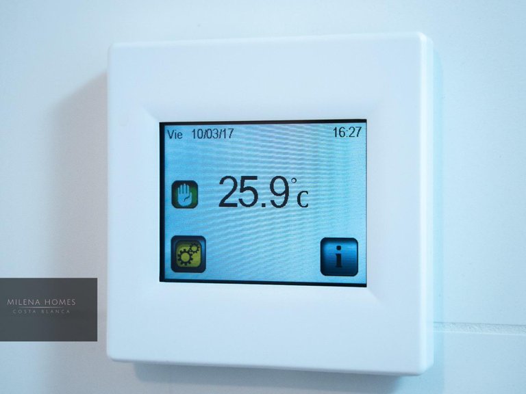 Apartment for Sale in Costa Blanca Torrevieja, Alicante 37