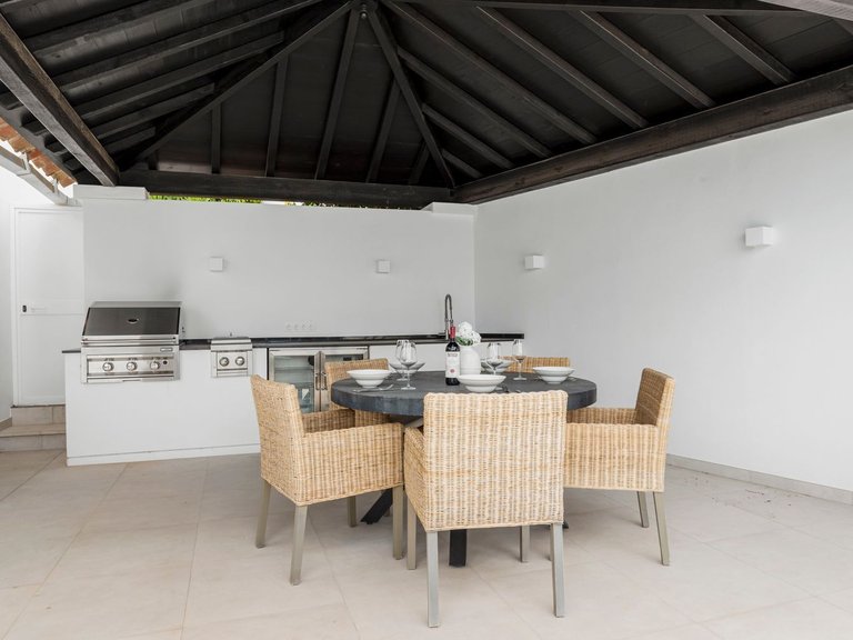 Villa for Sale in Benahavís, Malaga 10
