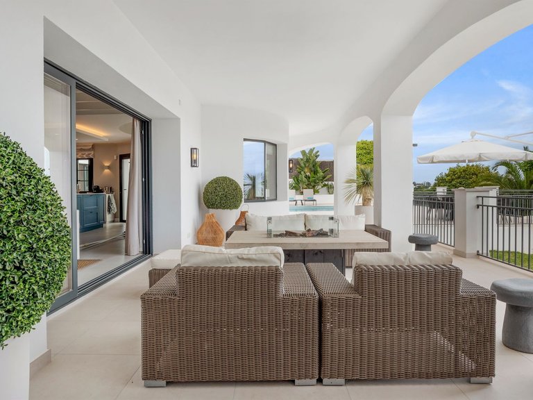 Villa for Sale in Benahavís, Malaga 16