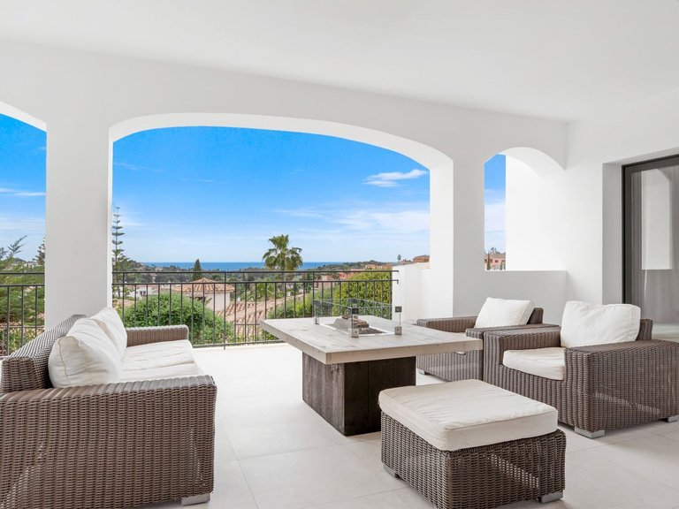 Villa for Sale in Benahavís, Malaga 17