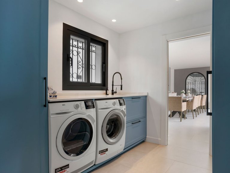 Villa for Sale in Benahavís, Malaga 32