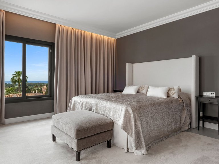 Villa for Sale in Benahavís, Malaga 40