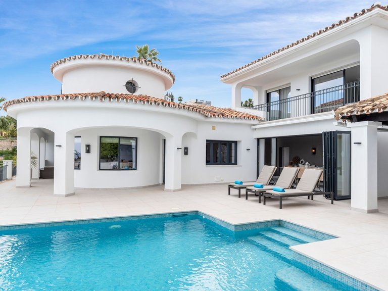Villa for Sale in Benahavís, Malaga 8