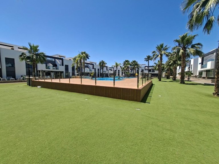 Apartment for Sale in El Raso, Alicante 6