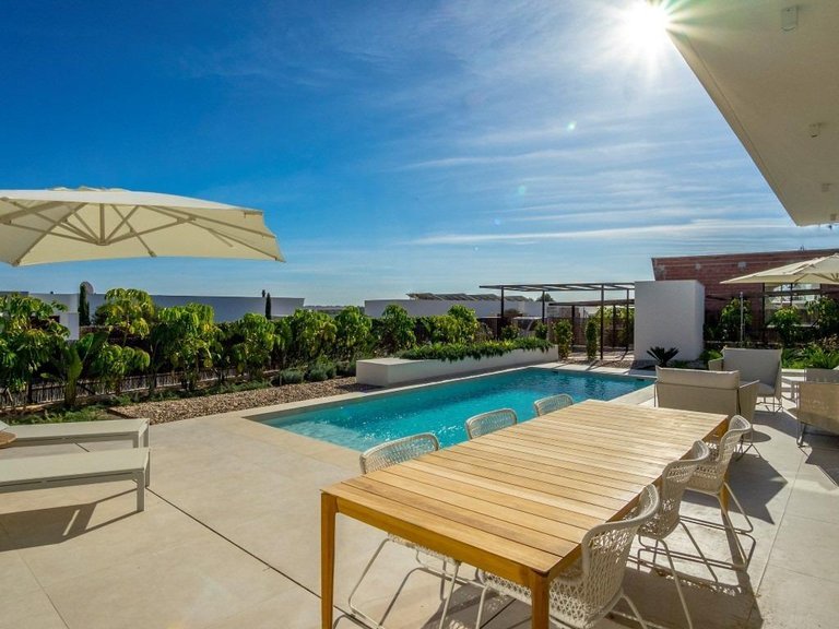 Villa for Sale in Las Colinas Golf, Alicante 17
