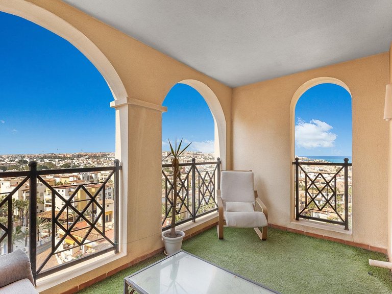 Apartment for Sale in Torrevieja, Alicante 1