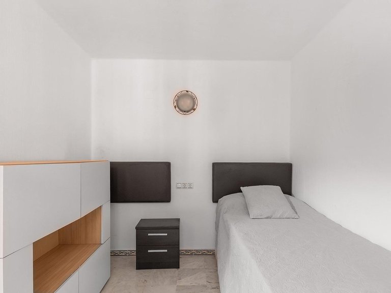 Apartment for Sale in Torrevieja, Alicante 18
