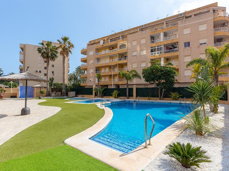 Apartment for Sale in Torrevieja, Alicante 37