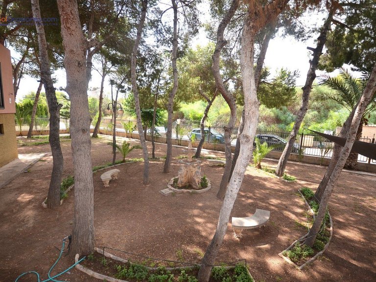 Villa for Sale in Costa Blanca Torrevieja, Alicante 15
