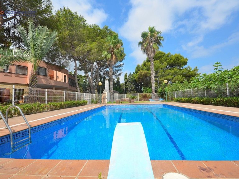Villa for Sale in Costa Blanca Torrevieja, Alicante 26