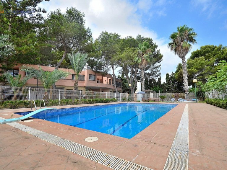 Villa for Sale in Costa Blanca Torrevieja, Alicante 32