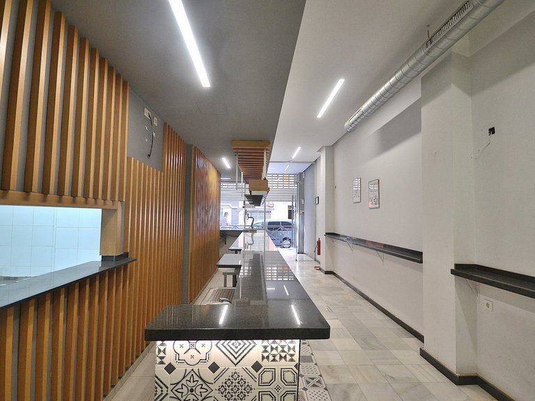 Commercial for Sale in Costa Blanca Torrevieja, Alicante 17
