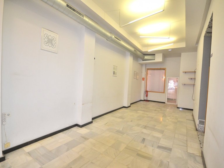 Commercial for Sale in Costa Blanca Torrevieja, Alicante 18