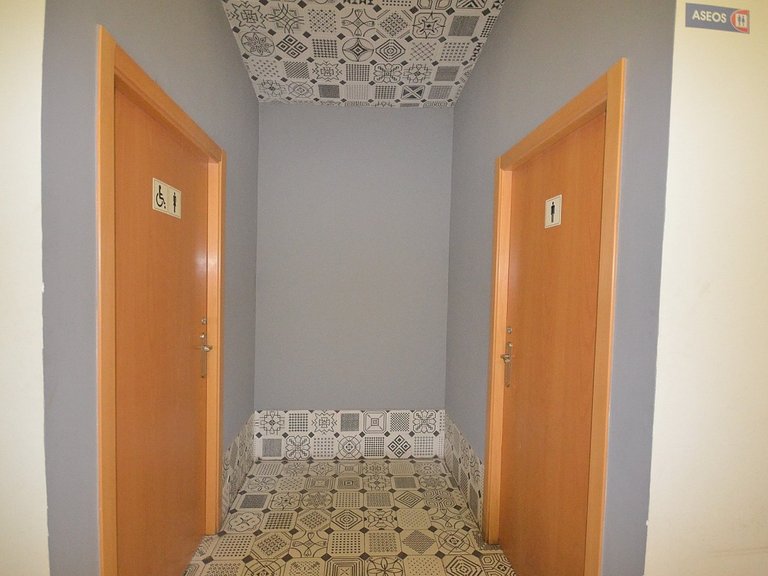 Commercial for Sale in Costa Blanca Torrevieja, Alicante 19