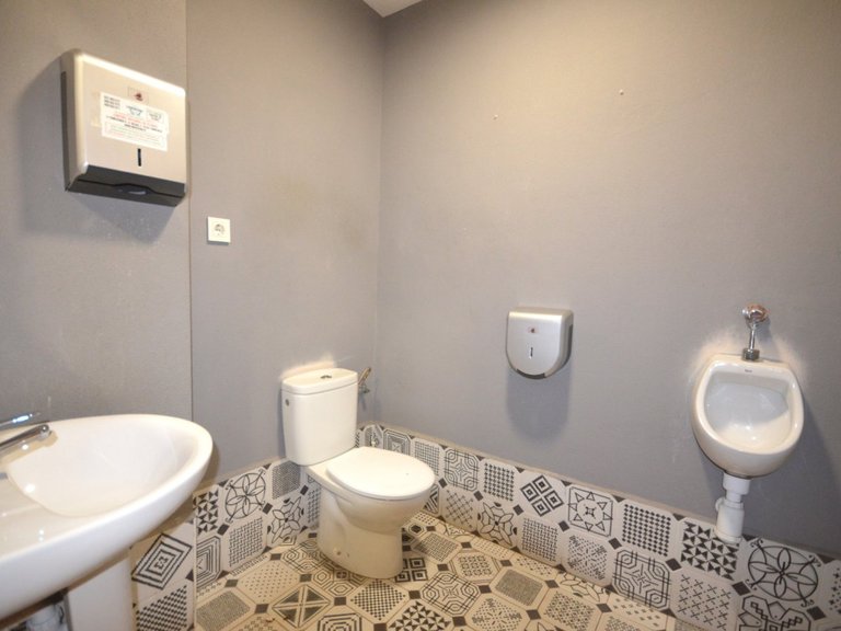 Commercial for Sale in Costa Blanca Torrevieja, Alicante 20