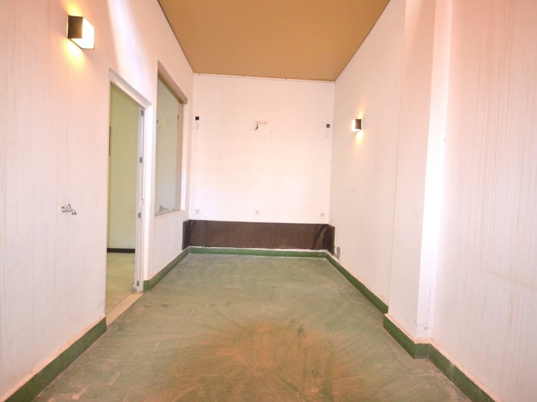 Commercial for Sale in Costa Blanca Torrevieja, Alicante 23