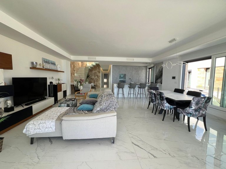 Villa for Sale in Costa Blanca Torrevieja, Alicante 11