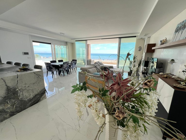 Villa for Sale in Costa Blanca Torrevieja, Alicante 12