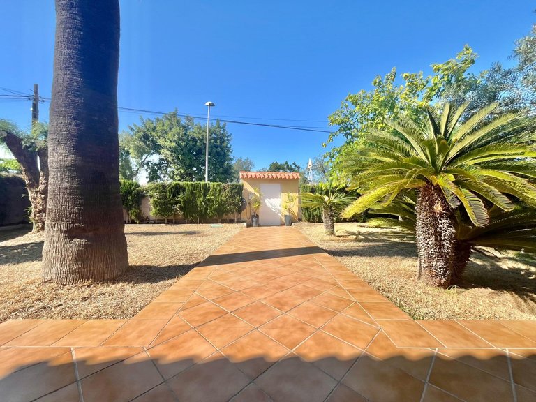 Villa for Sale in Costa Blanca Torrevieja, Alicante 1