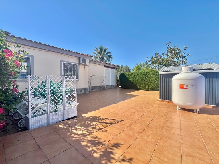 Villa for Sale in Costa Blanca Torrevieja, Alicante 10