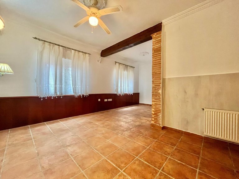 Villa for Sale in Costa Blanca Torrevieja, Alicante 32