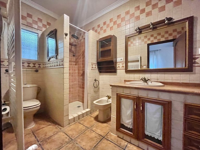 Villa for Sale in Costa Blanca Torrevieja, Alicante 34