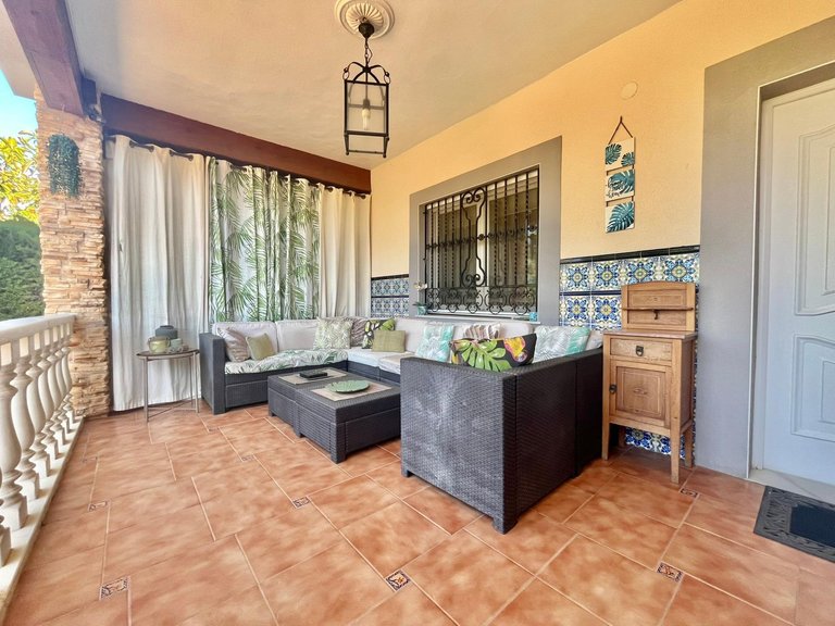 Villa for Sale in Costa Blanca Torrevieja, Alicante 4