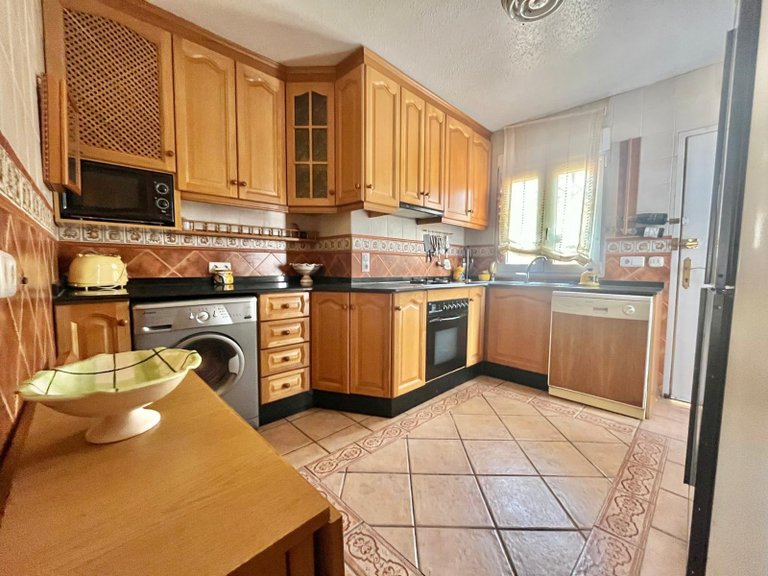 Villa for Sale in Costa Blanca Torrevieja, Alicante 14