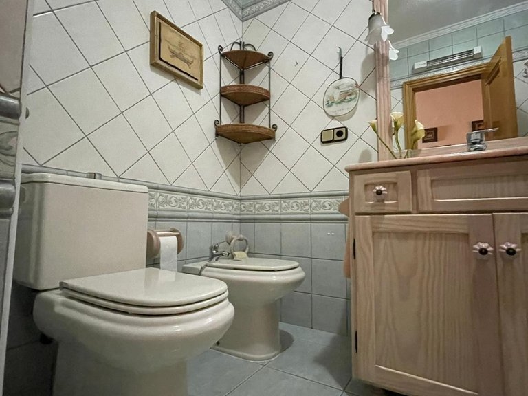 Apartment for Sale in Costa Blanca Torrevieja, Alicante 30