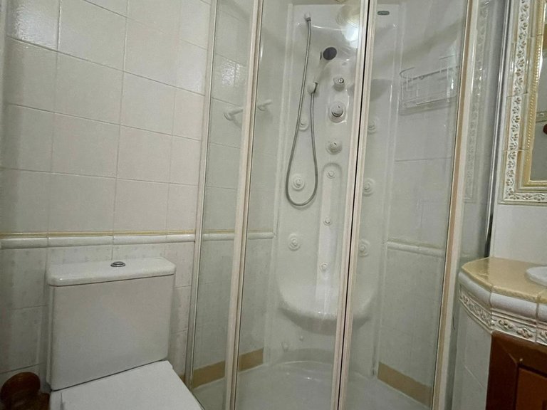 Apartment for Sale in Costa Blanca Torrevieja, Alicante 34