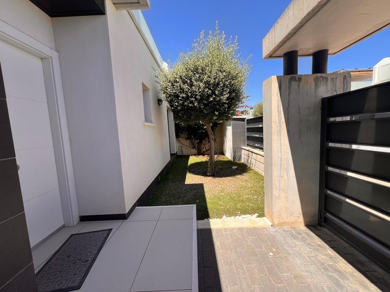 Villa for Sale in Costa Blanca Orihuela Costa, Alicante 10