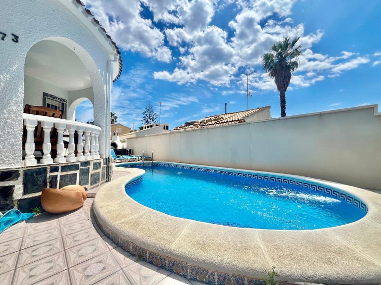 Villa for Sale in Costa Blanca Orihuela Costa, Alicante 2