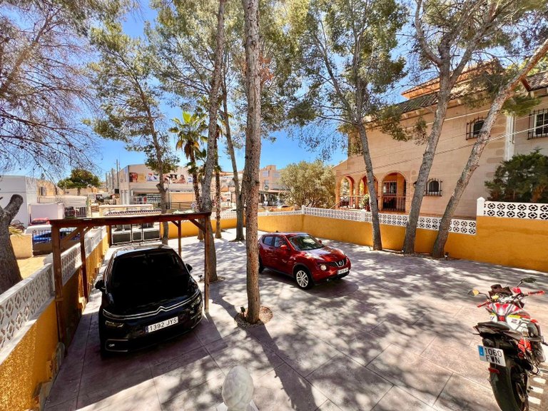 Villa for Sale in Costa Blanca Torrevieja, Alicante 13