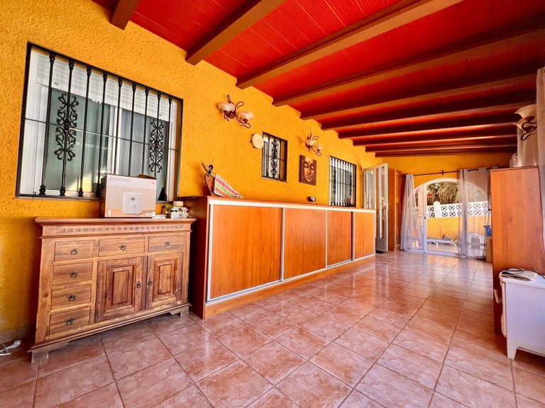 Villa for Sale in Costa Blanca Torrevieja, Alicante 19