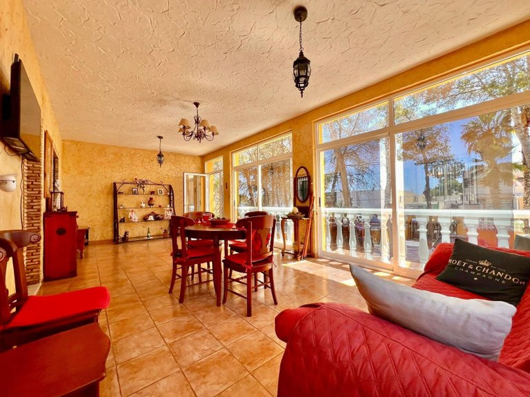 Villa for Sale in Costa Blanca Torrevieja, Alicante 25